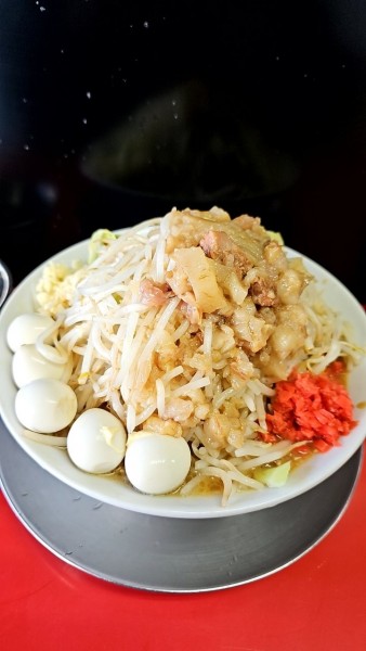 「みそ(並)海老アブラ＋うずら」@ラーメンハイキックの写真