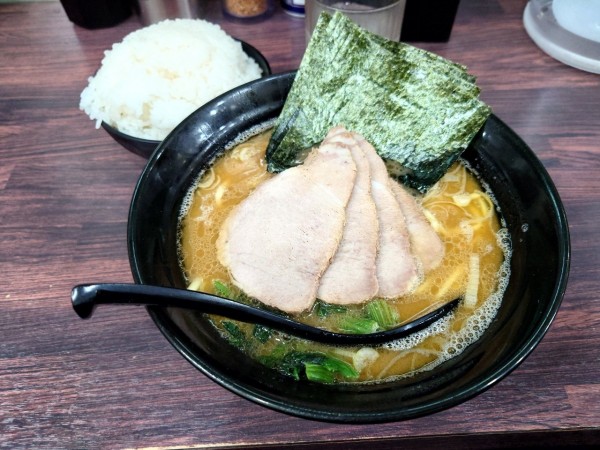 「チャーシューメン」@横浜家系ラーメン 家家家 錦糸町店の写真