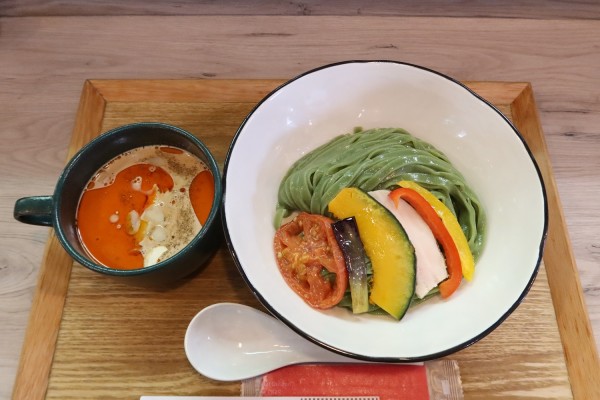 「【限定】えびと豆乳の冷製担々つけそば～夏野菜を添えて～」@えびそば 緋彩の写真