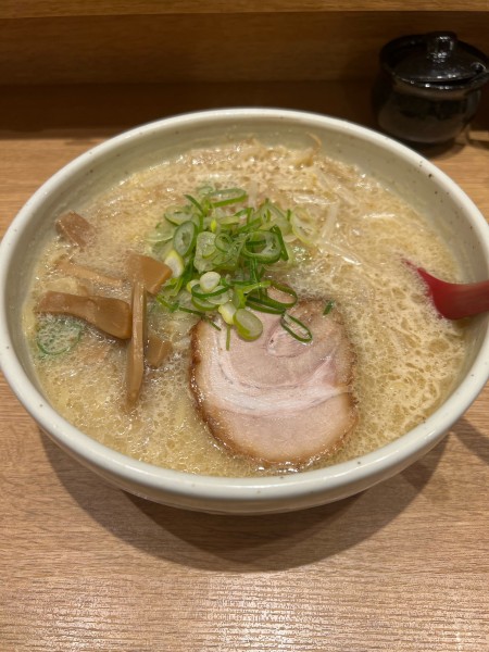 「味噌らーめん」@札幌らーめん 北の大地 新宿三丁目店の写真