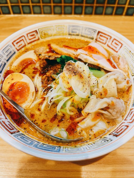 「特製担々麺」@ほっこり中華そば もつけの写真