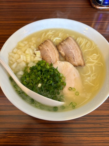 「ラーメン大盛り＋からし」@らーめん 天道の写真