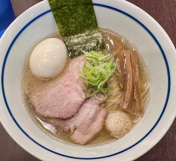 「【期間限定】蟹oil貝だし塩そば+味玉トッピング」@麺や 麟子鳳雛の写真