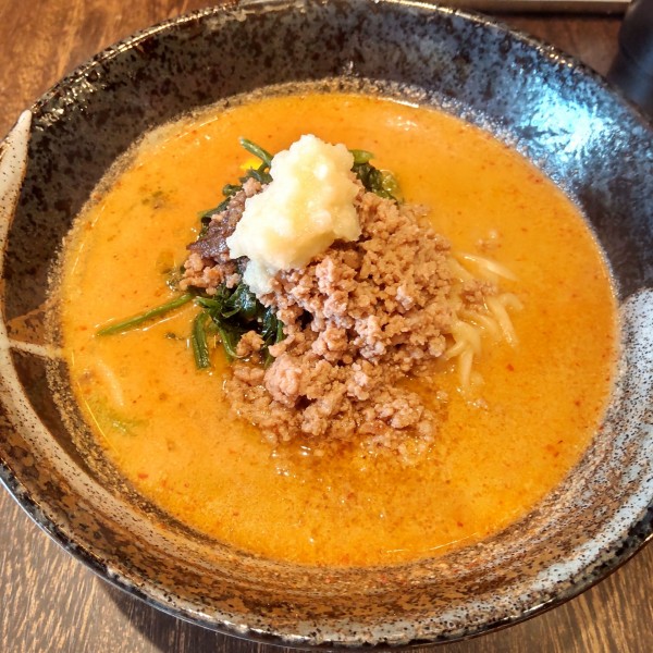 「護摩龍 担担麺（￥850）」@地獄の担担麺 護摩龍 五反田店の写真