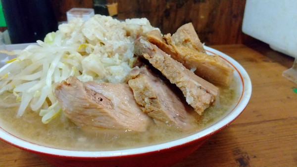 「#小ブタ #ヤサイニンニクアブラ #1000円」@ラーメン二郎 品川店の写真