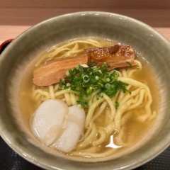 沖縄そば専門 やんばる カレッタ汐留店の画像