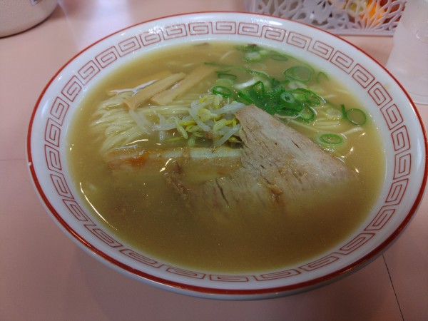 「支那そば モモ」@支那そば 三八 田宮店の写真