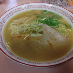 支那そば　モモ