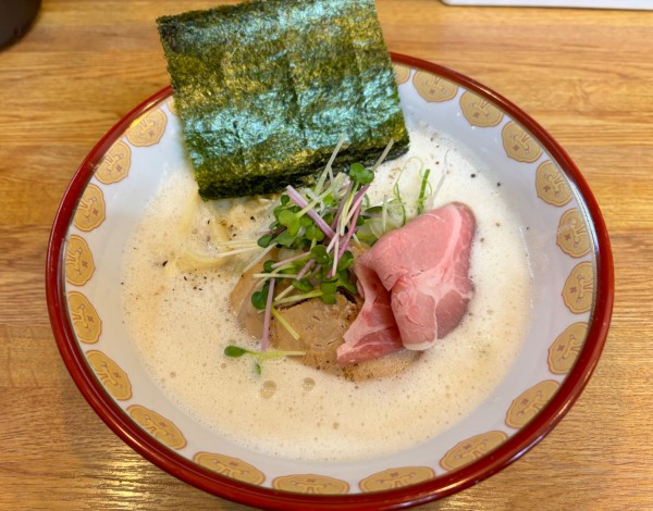 「鶏白湯　塩」@士朗商店の写真
