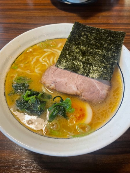 「ラーメン（大盛）」@横濱家 たまプラーザ店の写真