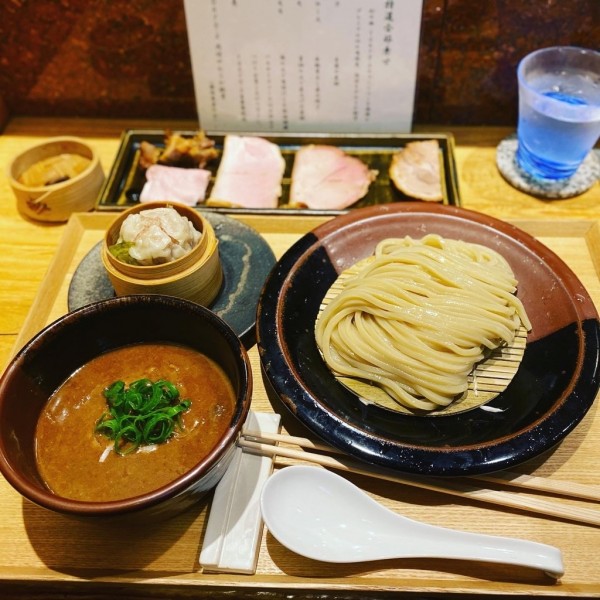 「つけめん並+特選全部乗せ」@中華蕎麦 とみ田の写真