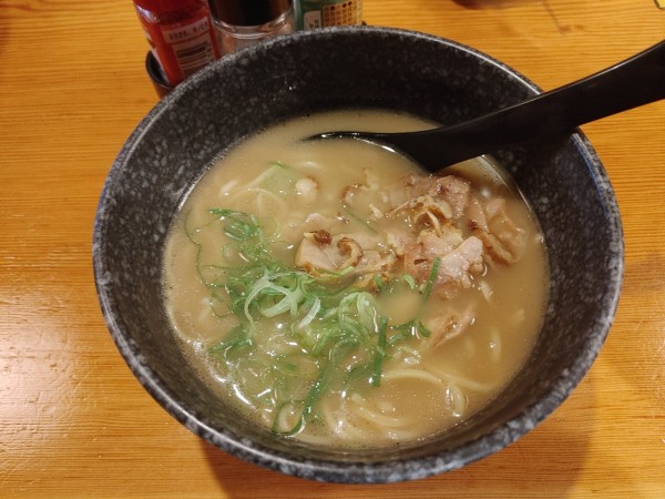 「とり白湯麺　360円」@鳥貴族 北越谷店の写真