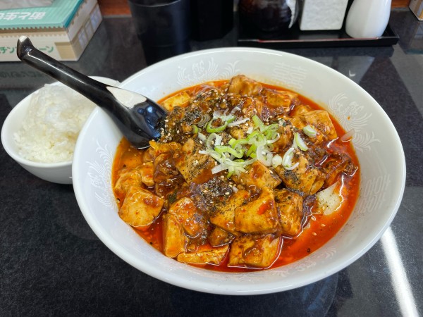 「麻婆豆腐刀削麺 + ライス」@上海楼 刀削麺館の写真
