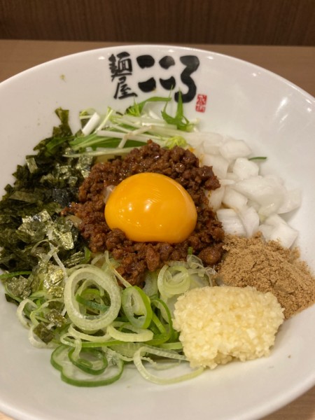 「カレー台湾まぜそば¥930」@麺屋 こころ 関大前店の写真