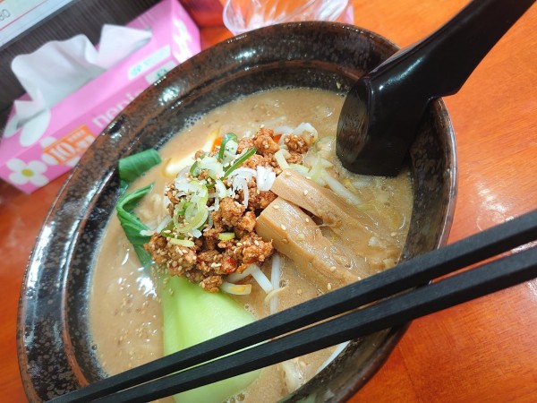 「1月限定　雪虎（味噌豚骨）」@岡谷らー麺 mossaおぱちの写真