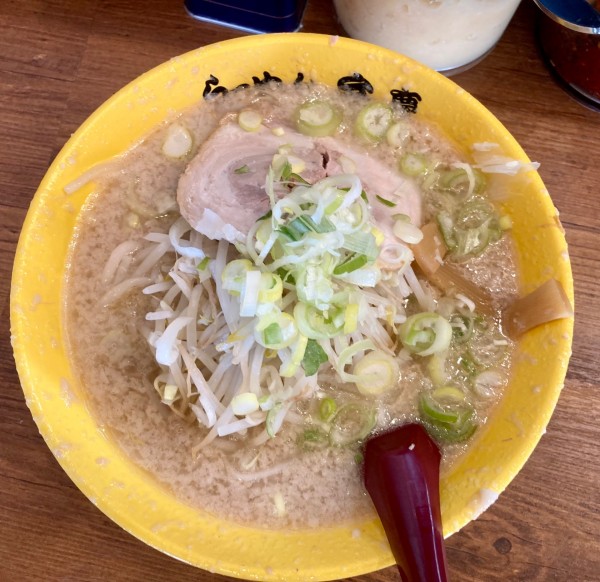 「らーめん950円」@らーめん弁慶 堀切店の写真