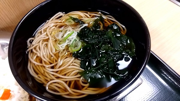 「かけそば（カレーセット）」@名代 箱根そば 小田原店の写真