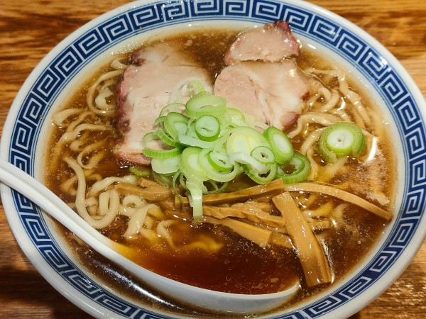 「煮干し中華そば」@神保町 可以の写真
