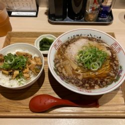 尾道ラーメン＋チャーシュー丼セット