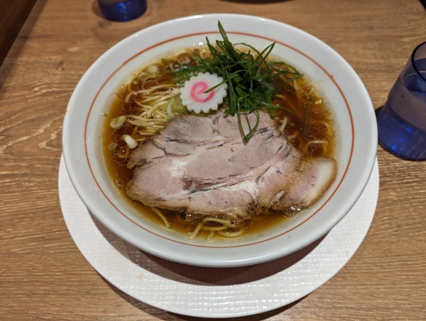 「丸鶏醤油らーめん」@蔵前 中華そば 高ひろの写真