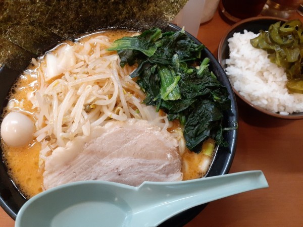 「味噌ラーメン」@横浜家系ラーメン 極味家の写真