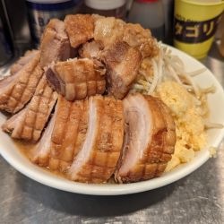 豚増しラーメン(250g・ブタ５枚)