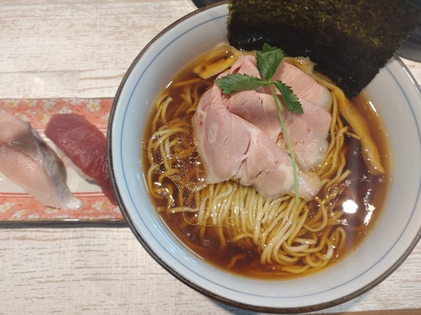 「四ツ葉そば」@中華そば 四つ葉の写真