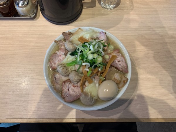 「チャーシューワンタン麺（塩）」@桜上水 船越の写真