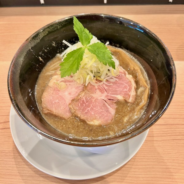 鶏そば（1050円）