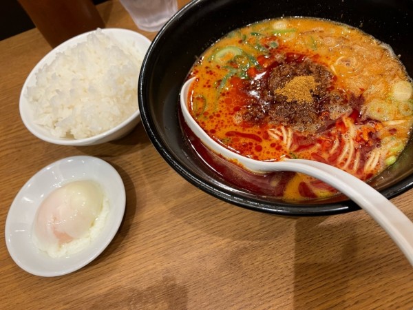 「豚骨担々麺980円+半熟玉子120円+ライス150円」@TOKYO豚骨BASE MADE by 博多一風堂 ペリエ千葉店の写真