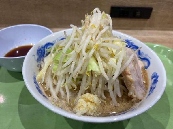 「ラーメン　ヤサイニンニク790円」@ジャンクガレッジ カインズ朝霞店の写真