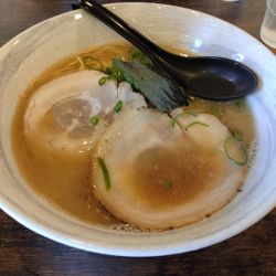 醤油こってりラーメン