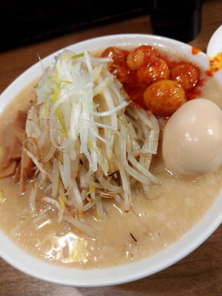 「味玉味噌ラーメン・辛子たまご増し」@味噌麺処 田坂屋の写真