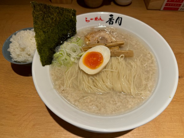 「塩らーめん 大盛　1000円」@らーめん 香月 代々木公園店の写真