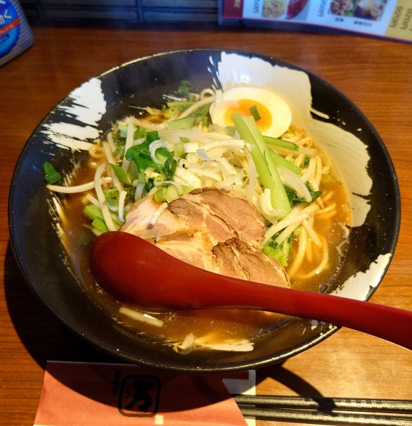 「自家製チャーシュー麺(850円)」@居酒屋 万の写真
