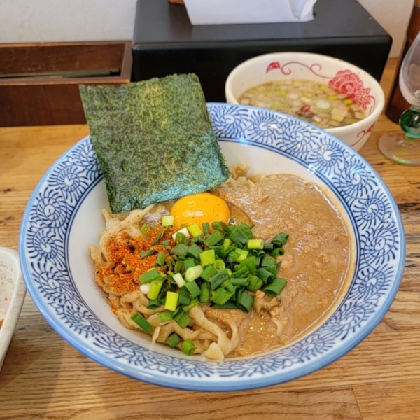 「【季節限定】牡蠣味噌のかまたまつけそば」@中華そば専門 とんちぼの写真