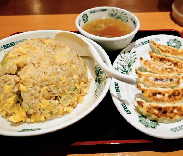 「チャーハン大盛＋餃子」@日高屋 我孫子つくし野店の写真