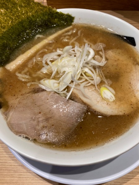 「やまふじらーめん¥850」@らーめん やまふじ 新大阪本店の写真