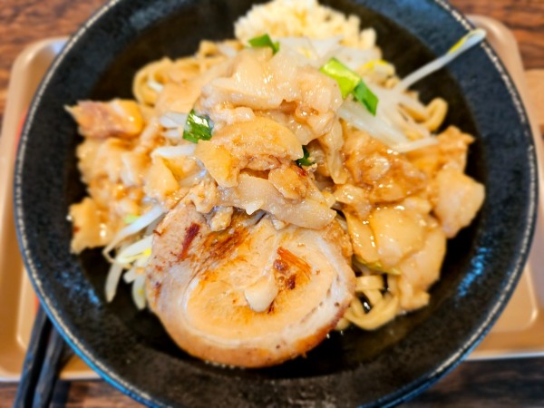 「まぜそば」@麺屋 どんぶら来の写真