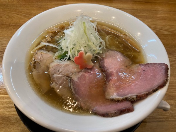 「こはね中華そば・チャーシュー（ちぢれ麺）」@麺彩 こはねの写真