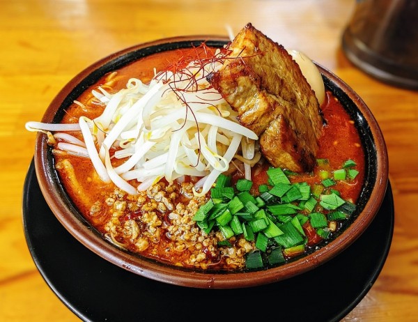 「しびれベトコン誤爆」@ラーメン・つけ麺 爆王の写真