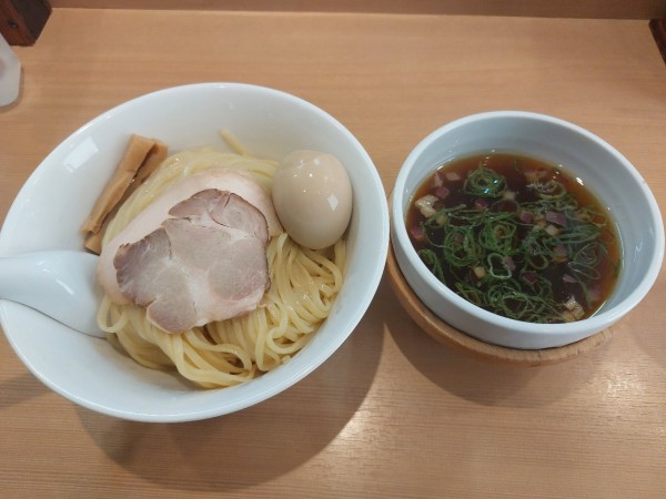 「つけめん大盛(味玉)」@らぁ麺 はやし田 横浜店の写真