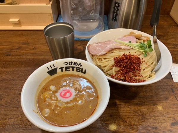 「辛つけ＋特盛」@つけめんTETSU 赤羽店の写真