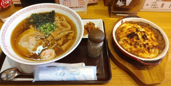 「中華そばカレーセット（半焼きカレー）（1,300円）」@ハイカラ軒の写真