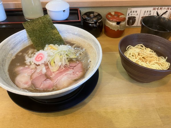 「濃厚煮干そば　替え玉」@麺屋なると 伊奈店の写真