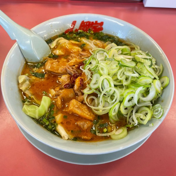 「もつ味噌ラーメン 半ライスセット ￥1170」@ラーメン山岡家 つくば中央店の写真