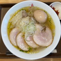 特塩ラーメン(¥1,300)