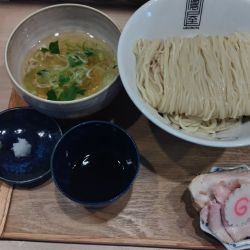 令6·1·18つけ麺300g (1000円)
