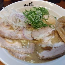 特製濃厚ぶっつぶしラーメン