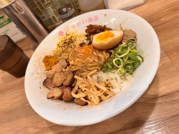 「【限定】まぜそば ゴワ麺カスタム」@はつがい商店の写真